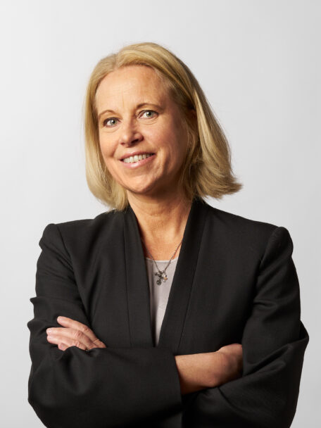 Elisabeth André, advokat och delägare