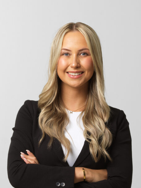 Hannah Wilör, biträdande jurist